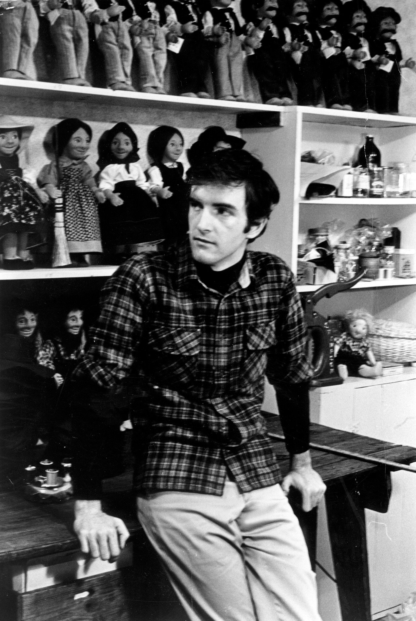 Remembering R. John Wright: A Visionary in the World of Felt Dolls
